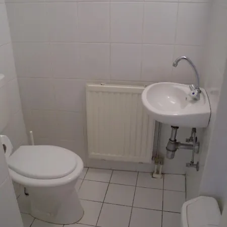 アパート One-bedroom In Heviz/balaton 18967 ヘーヴィーズ