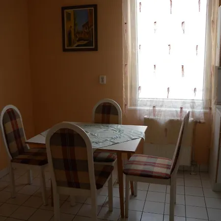 One-bedroom In Heviz/balaton 18967 *